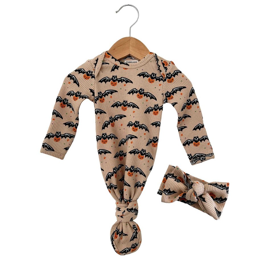 Girl SpearmintLOVE | Organic Waffle Knotted Gown & Bow Set, Tan Trick Or Treating Bat