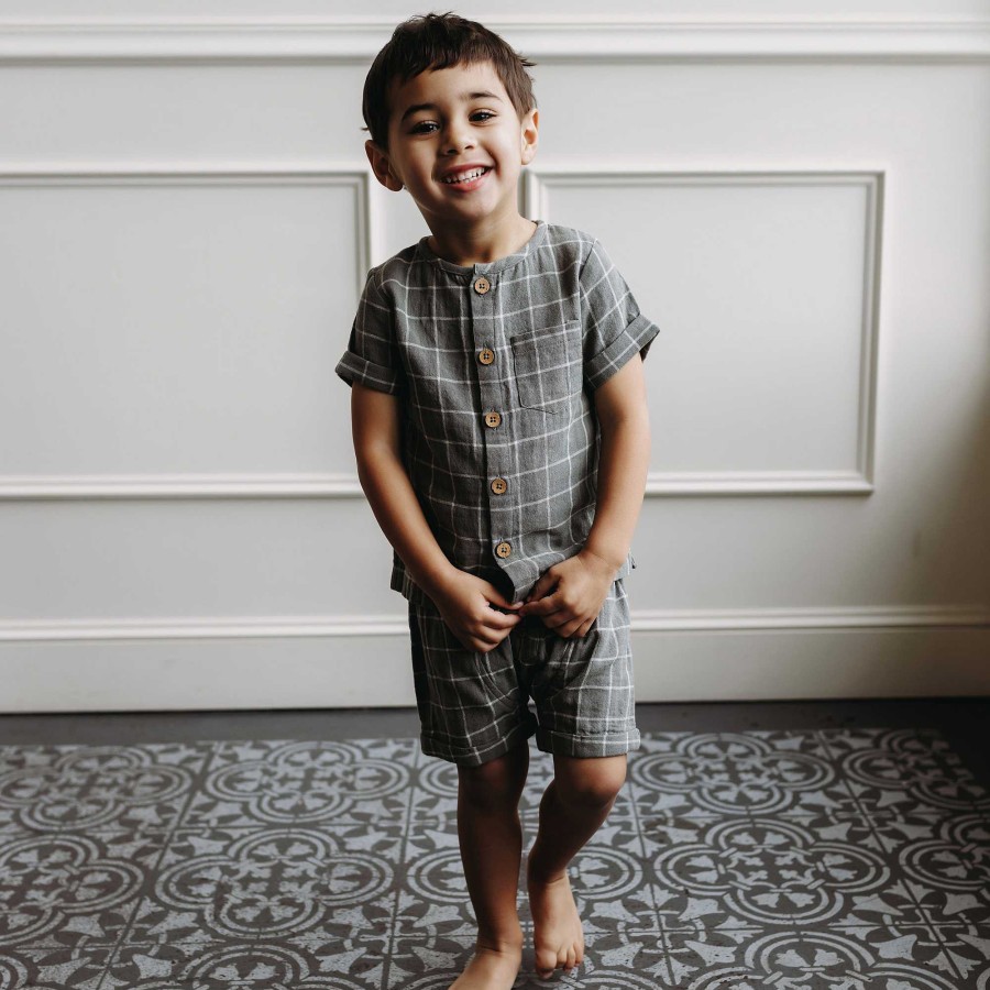 Boy city mouse | Muslin Boy Short, Windowpane