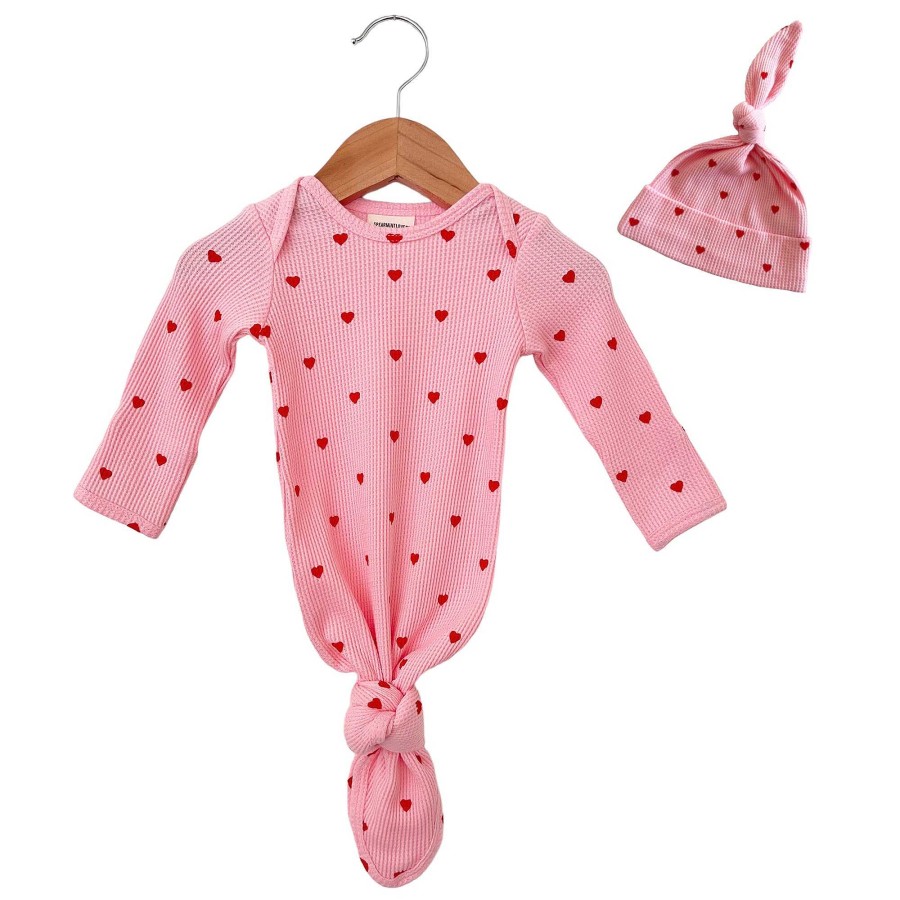 Girl SpearmintLOVE | Organic Waffle Knotted Gown & Hat Set, Little Red Heart (On Pink)