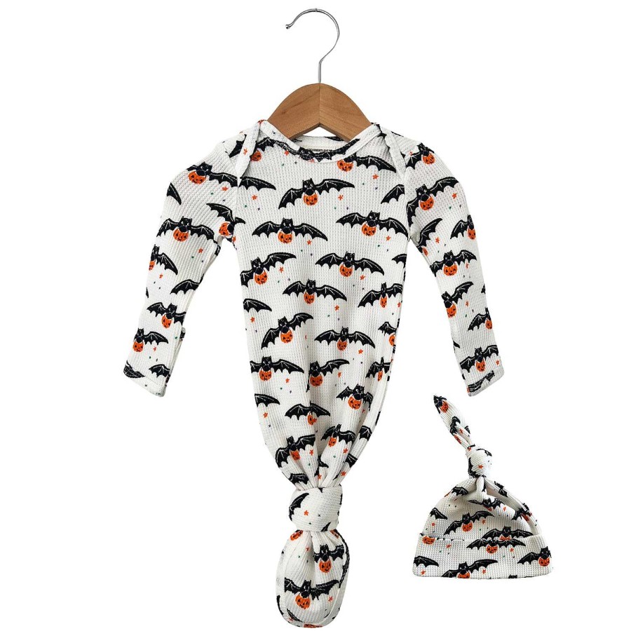 Boy SpearmintLOVE | Organic Waffle Knotted Gown & Hat Set, Trick Or Treating Bat