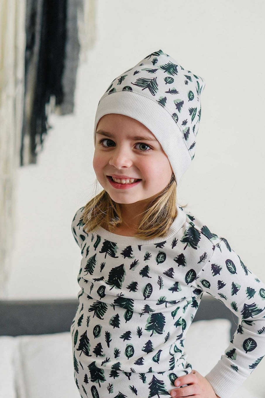 Girl L'ovedbaby | Organic Holiday Lounge & Cap Set, Oh Christmas Tree